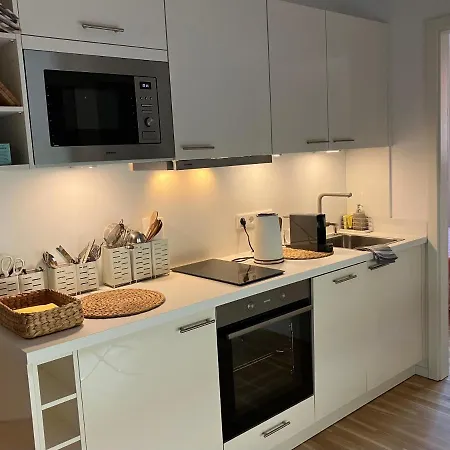 Louis, Barrierefrei, Mit Kuche Und Terrasse In Der Neuen Wohnanlage Buchholzer Grun * Hannover